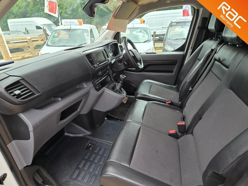 Peugeot Expert 1.5 BlueHDi 1000 Professional Standard Panel Van MWB Euro 6 (s/s) 6dr