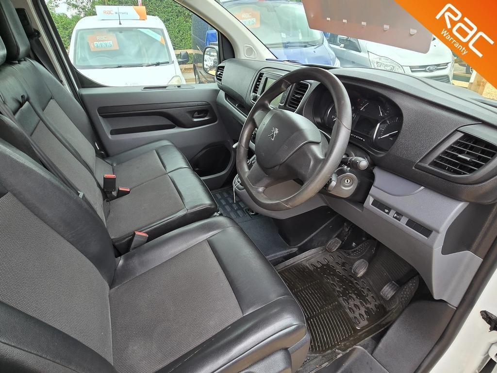 Peugeot Expert 1.5 BlueHDi 1000 Professional Standard Panel Van MWB Euro 6 (s/s) 6dr