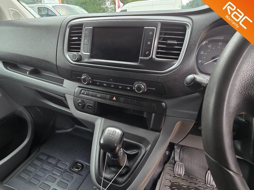 Peugeot Expert 1.5 BlueHDi 1000 Professional Standard Panel Van MWB Euro 6 (s/s) 6dr