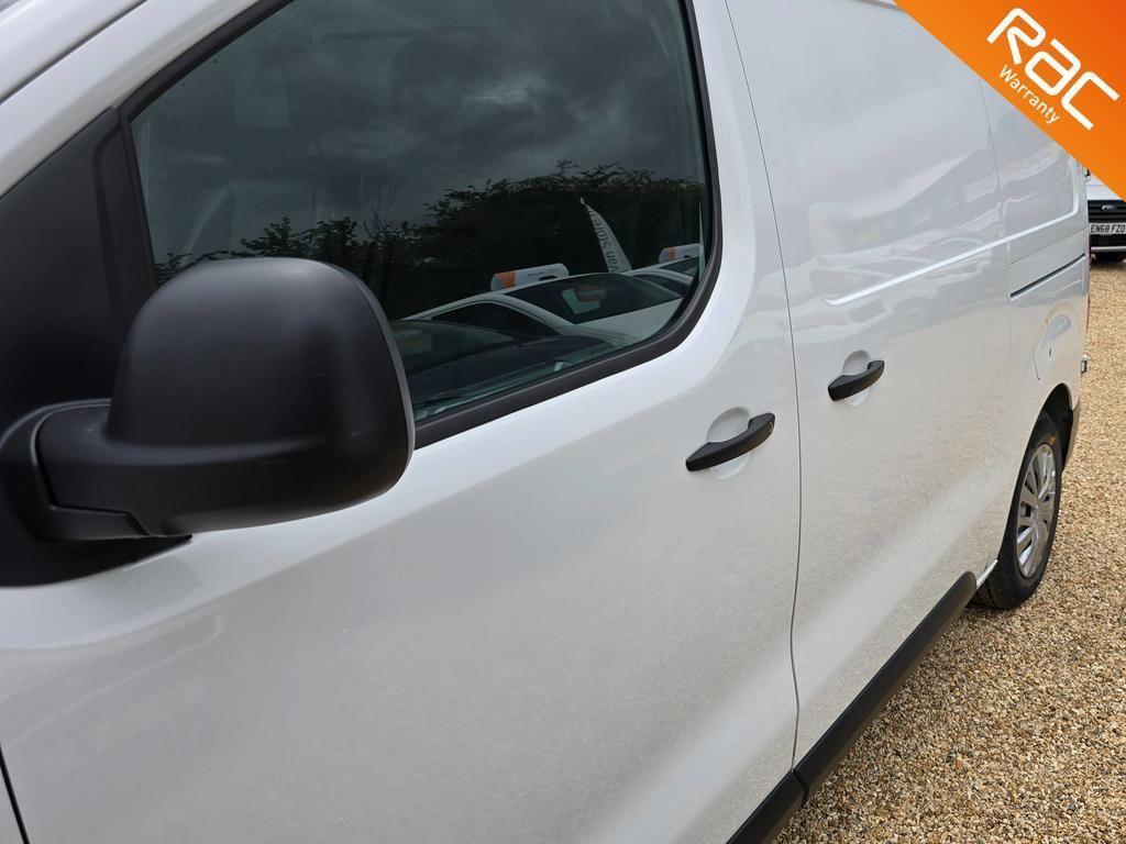 Peugeot Expert 1.5 BlueHDi 1000 Professional Standard Panel Van MWB Euro 6 (s/s) 6dr