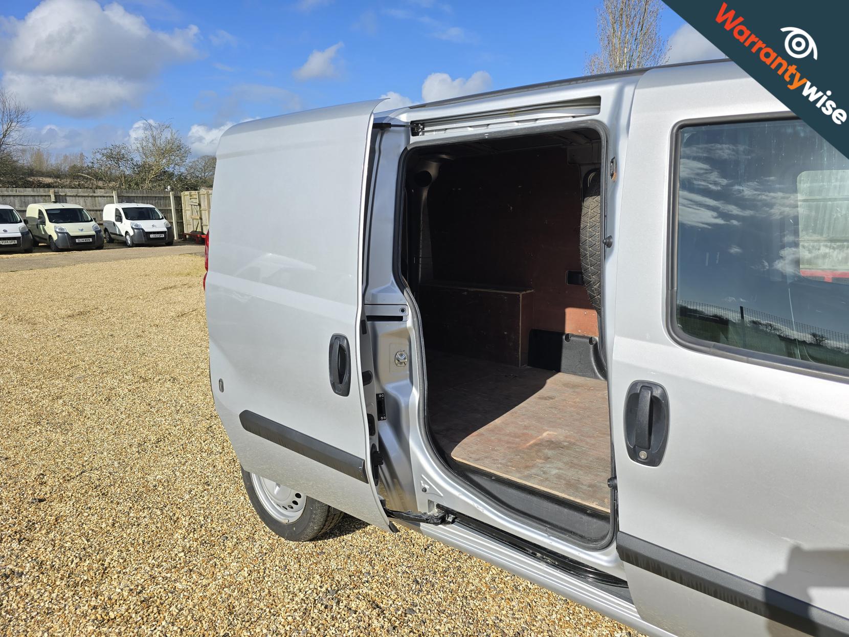 Vauxhall Combo 1.3 CDTi 2300 ecoFLEX 16v Temperature Controlled 3dr Diesel Manual FWD L2 H1 (s/s) (123 g/km, 94 bhp)