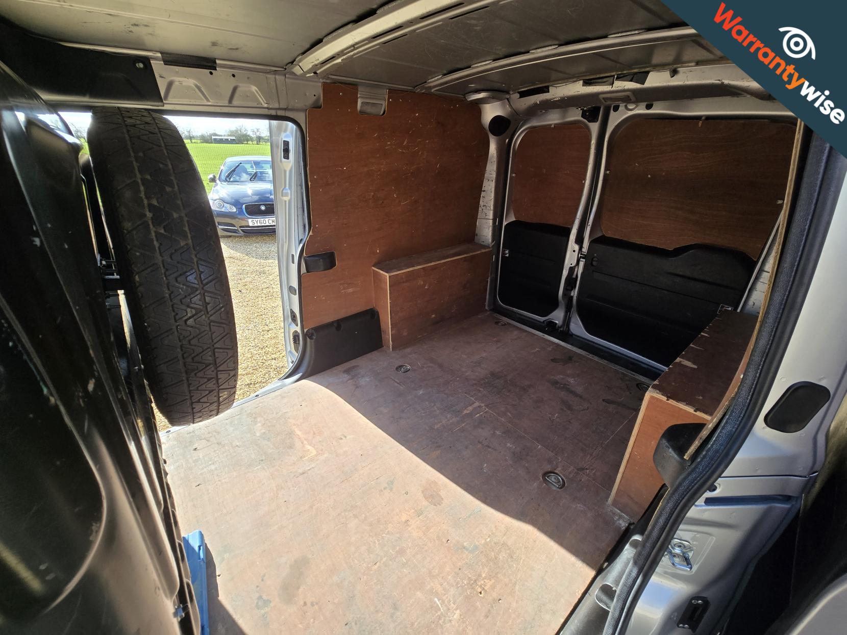 Vauxhall Combo 1.3 CDTi 2300 ecoFLEX 16v Temperature Controlled 3dr Diesel Manual FWD L2 H1 (s/s) (123 g/km, 94 bhp)