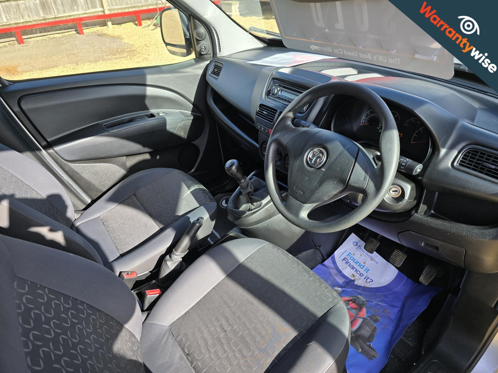 Vauxhall Combo 1.3 CDTi 2300 ecoFLEX 16v Temperature Controlled 3dr Diesel Manual FWD L2 H1 (s/s) (123 g/km, 94 bhp)