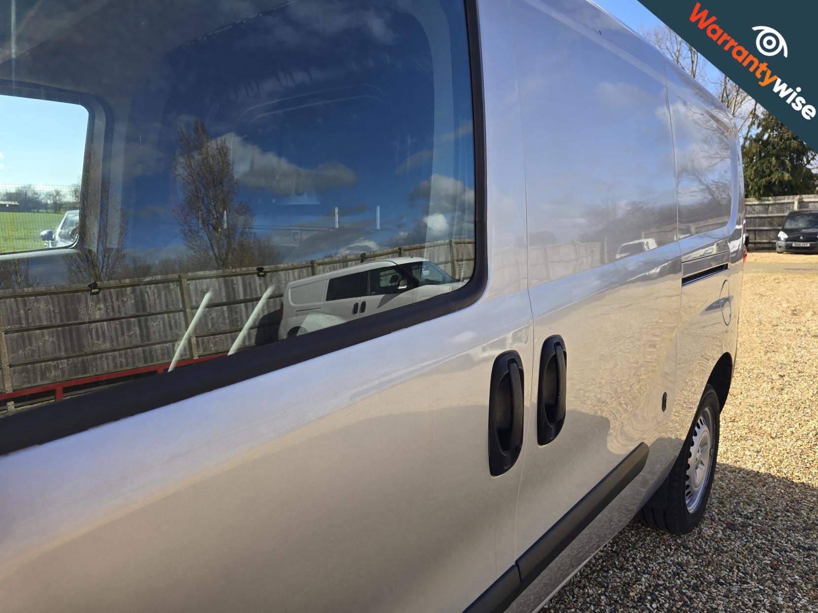 Vauxhall Combo 1.3 CDTi 2300 ecoFLEX 16v Temperature Controlled 3dr Diesel Manual FWD L2 H1 (s/s) (123 g/km, 94 bhp)