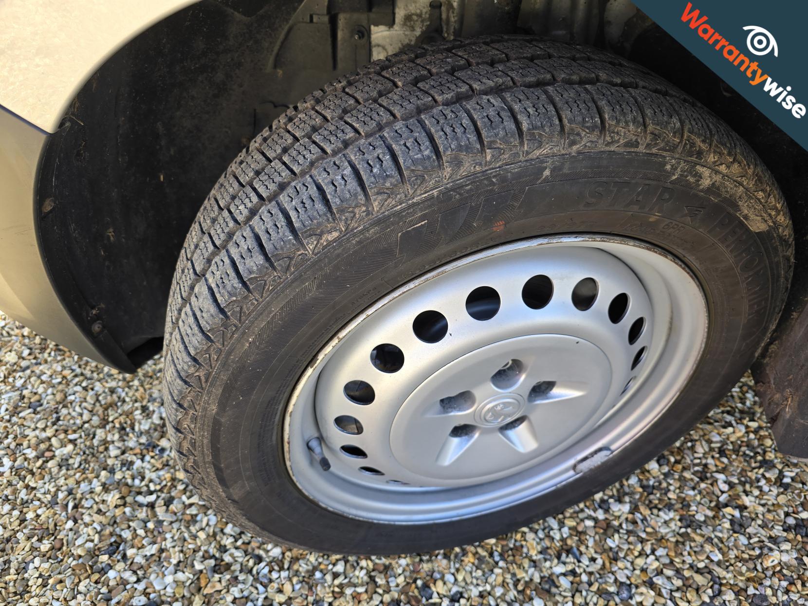 Vauxhall Combo 1.3 CDTi 2300 ecoFLEX 16v Temperature Controlled 3dr Diesel Manual FWD L2 H1 (s/s) (123 g/km, 94 bhp)