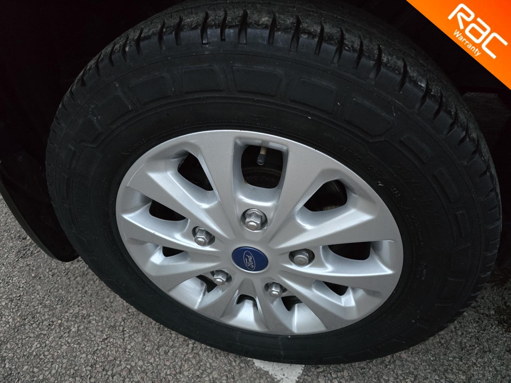 Ford Transit Custom 2.0 300 EcoBlue Trend Panel Van 5dr Diesel Manual L2 H1 Euro 6 (105 ps)