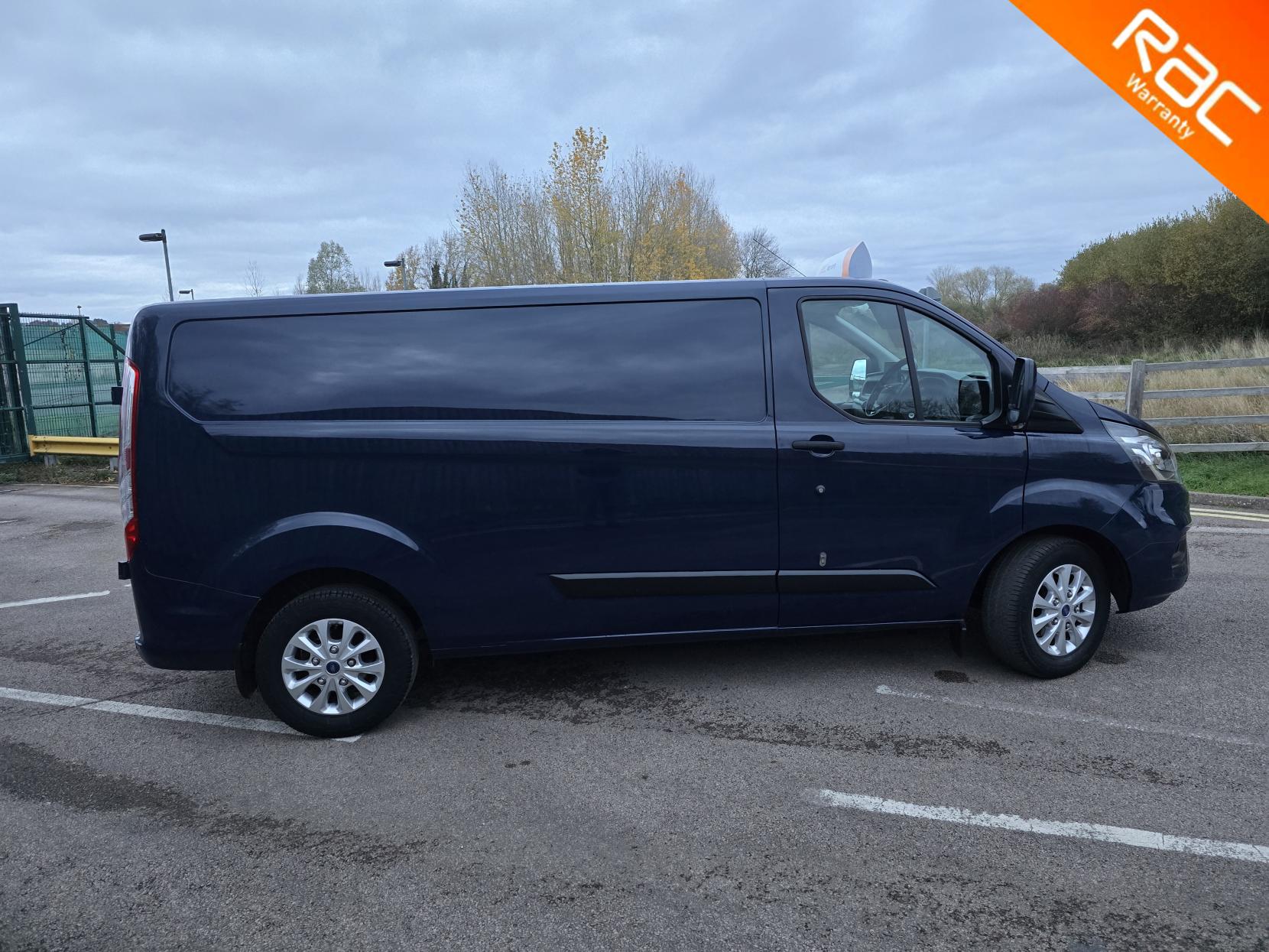 Ford Transit Custom 2.0 300 EcoBlue Trend Panel Van 5dr Diesel Manual L2 H1 Euro 6 (105 ps)