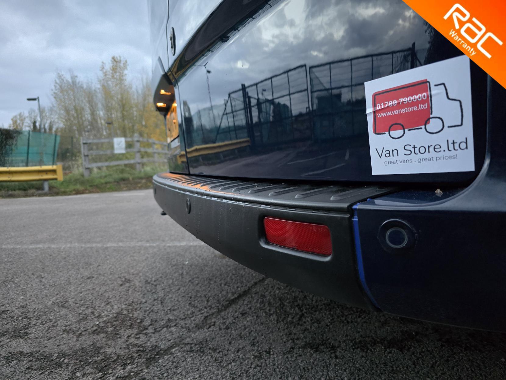 Ford Transit Custom 2.0 300 EcoBlue Trend Panel Van 5dr Diesel Manual L2 H1 Euro 6 (105 ps)