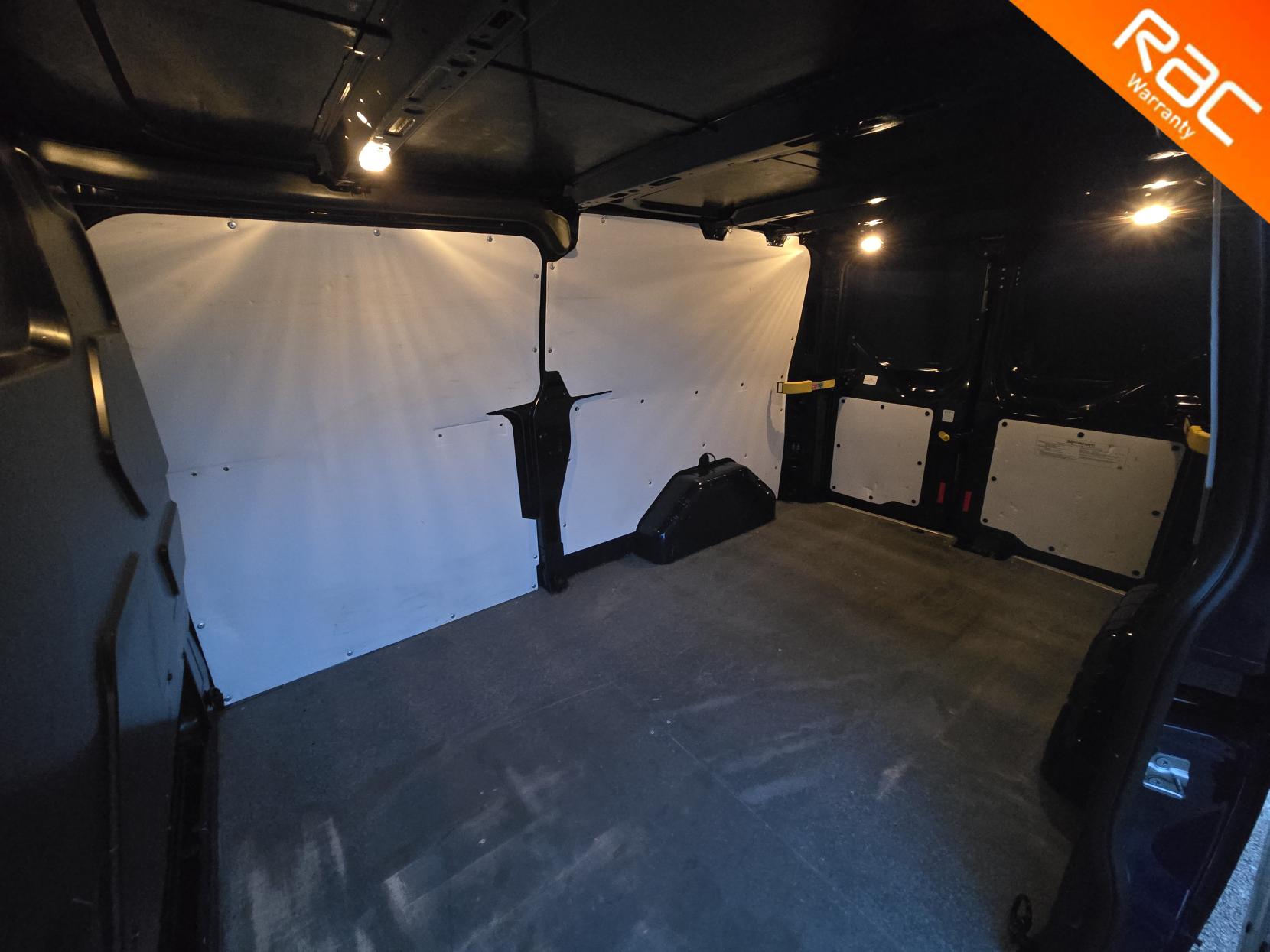 Ford Transit Custom 2.0 300 EcoBlue Trend Panel Van 5dr Diesel Manual L2 H1 Euro 6 (105 ps)