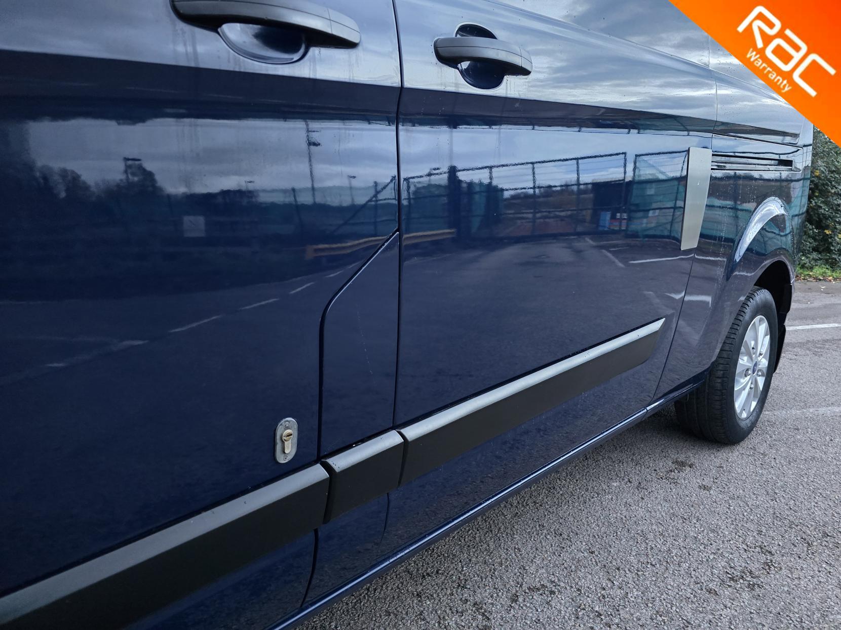 Ford Transit Custom 2.0 300 EcoBlue Trend Panel Van 5dr Diesel Manual L2 H1 Euro 6 (105 ps)