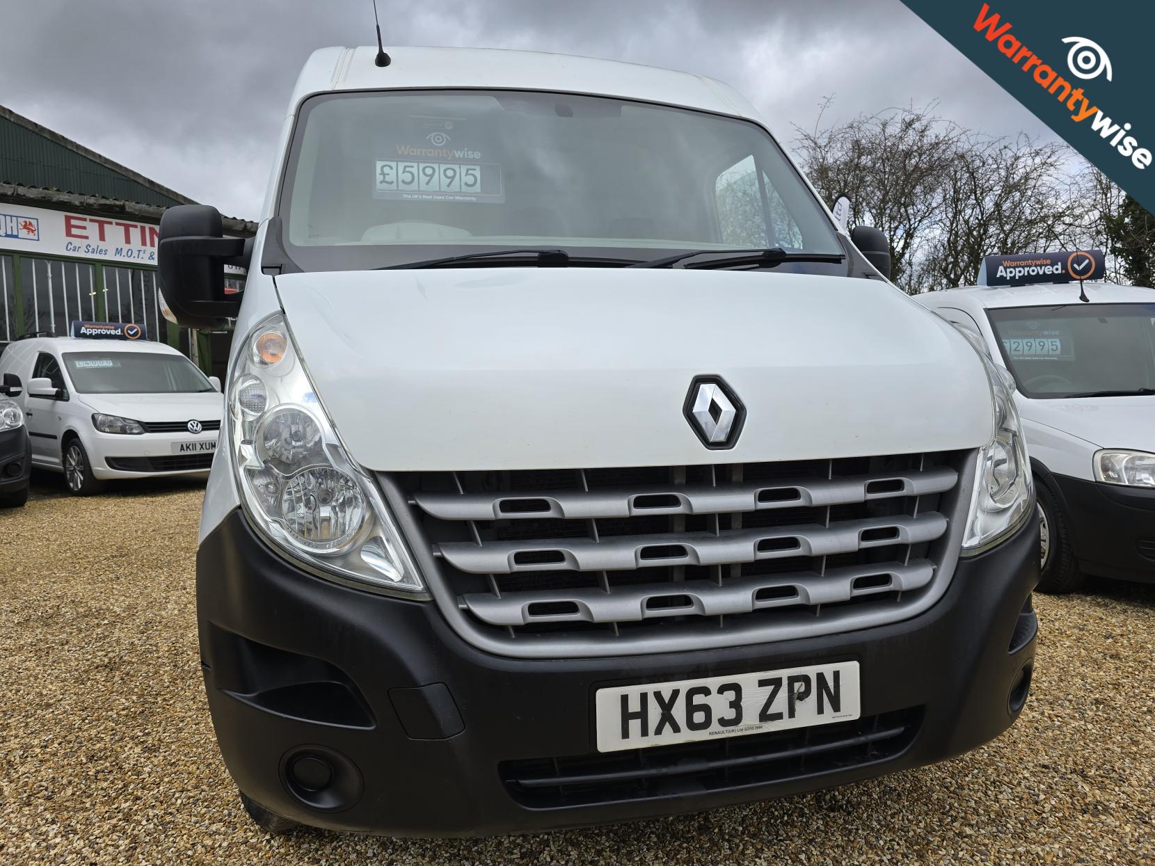 Renault Master 2.3 dCi 35 Panel Van 5dr Diesel Manual FWD LWB Medium Roof Euro 5 (125 ps)