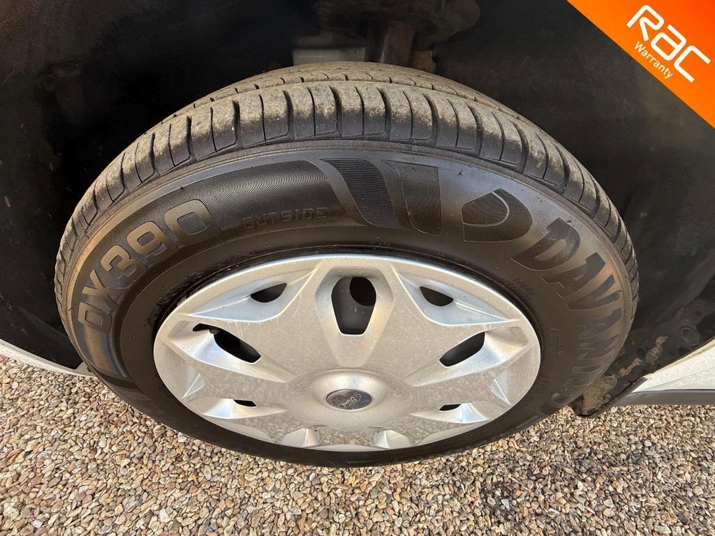 Ford Transit Connect 1.5 TDCi 240 Trend L2 H1 5dr