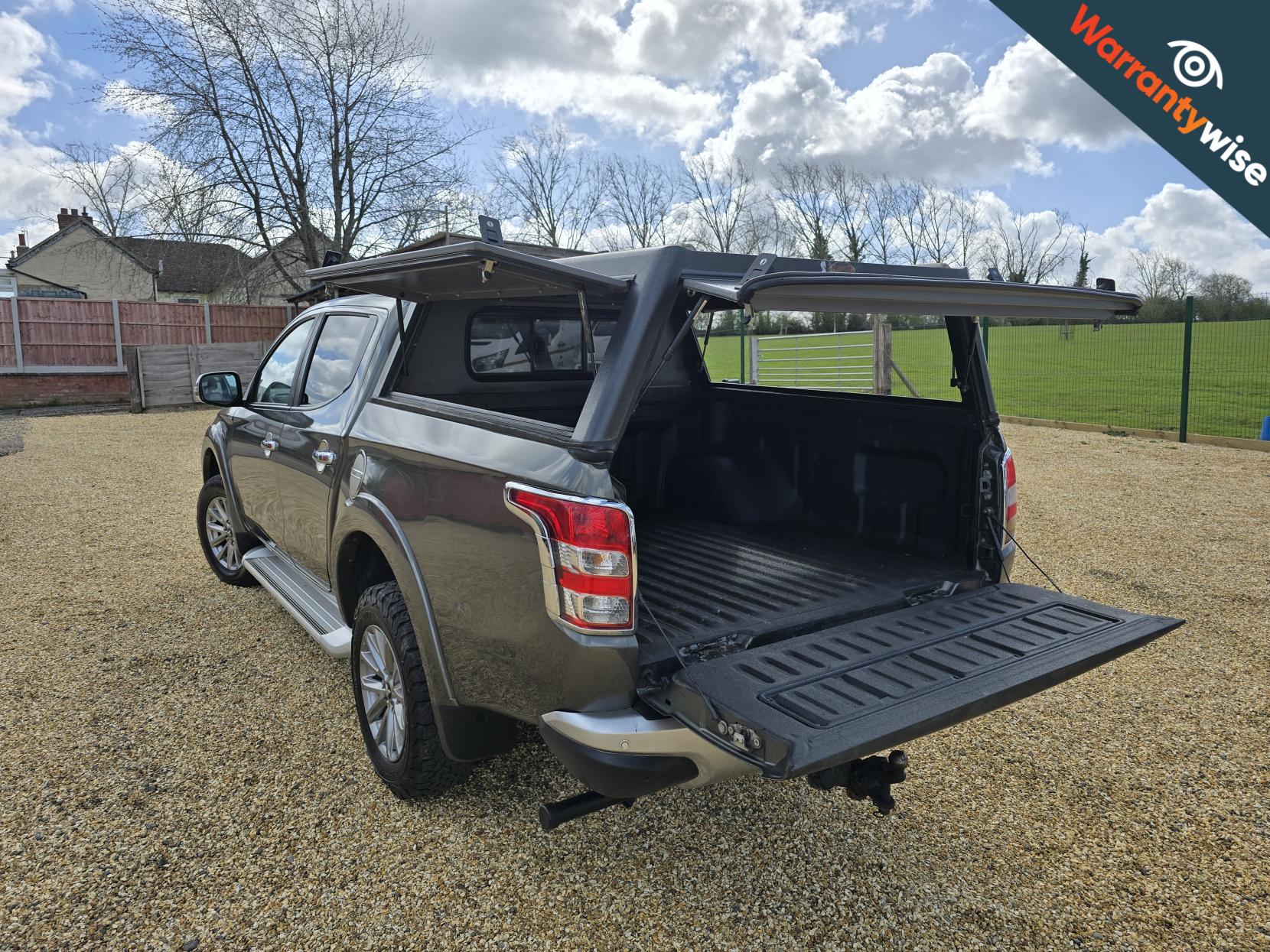 Mitsubishi L200 2.4 DI-D DC Barbarian Pickup Double Cab 4dr Diesel Auto 4WD Euro 6 (178 ps)