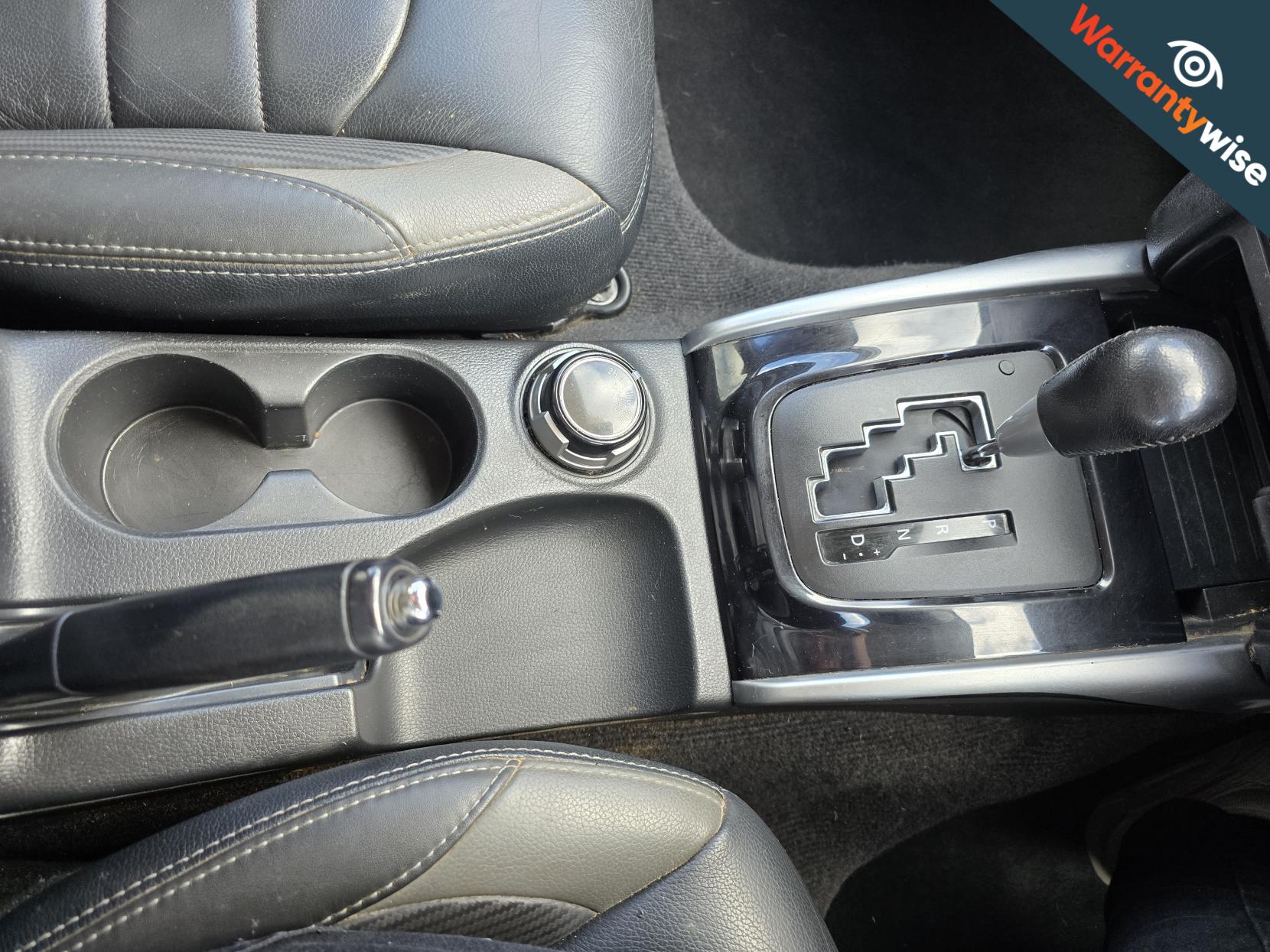 Mitsubishi L200 2.4 DI-D DC Barbarian Pickup Double Cab 4dr Diesel Auto 4WD Euro 6 (178 ps)