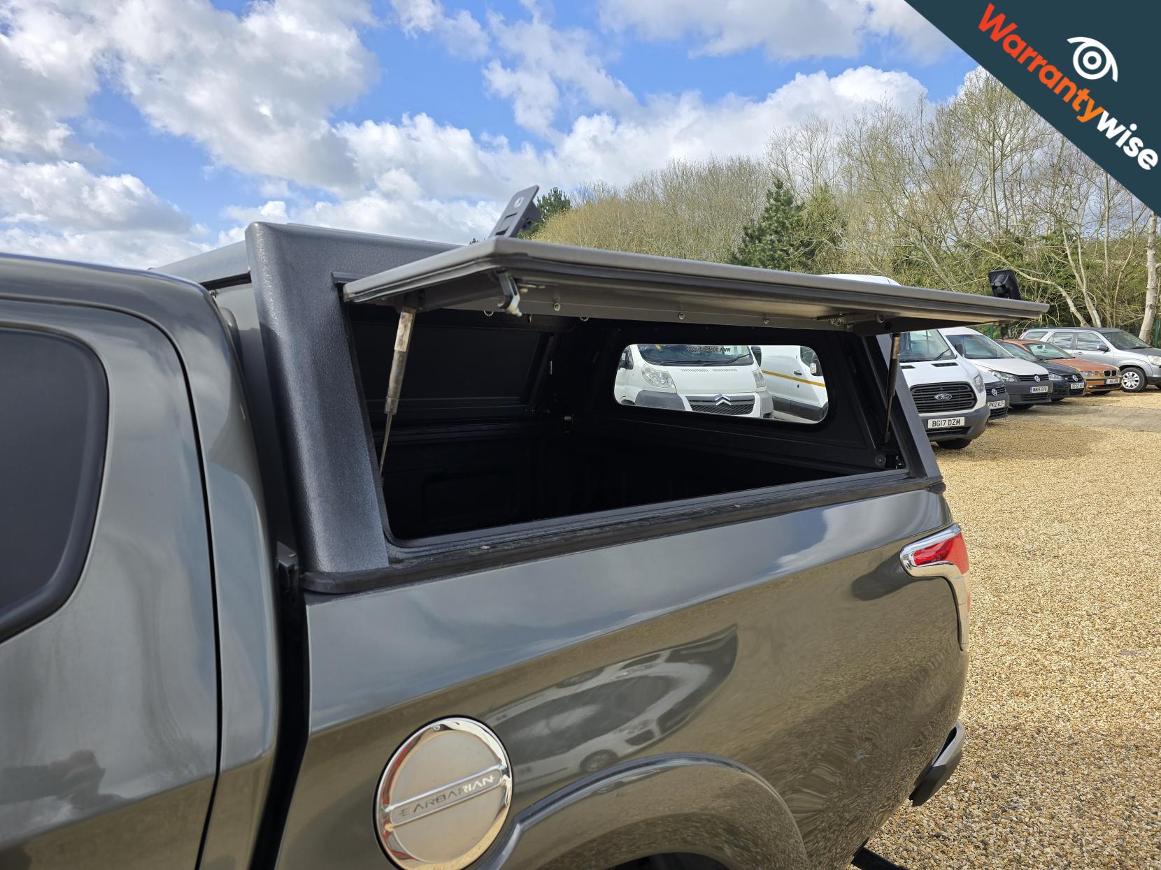 Mitsubishi L200 2.4 DI-D DC Barbarian Pickup Double Cab 4dr Diesel Auto 4WD Euro 6 (178 ps)