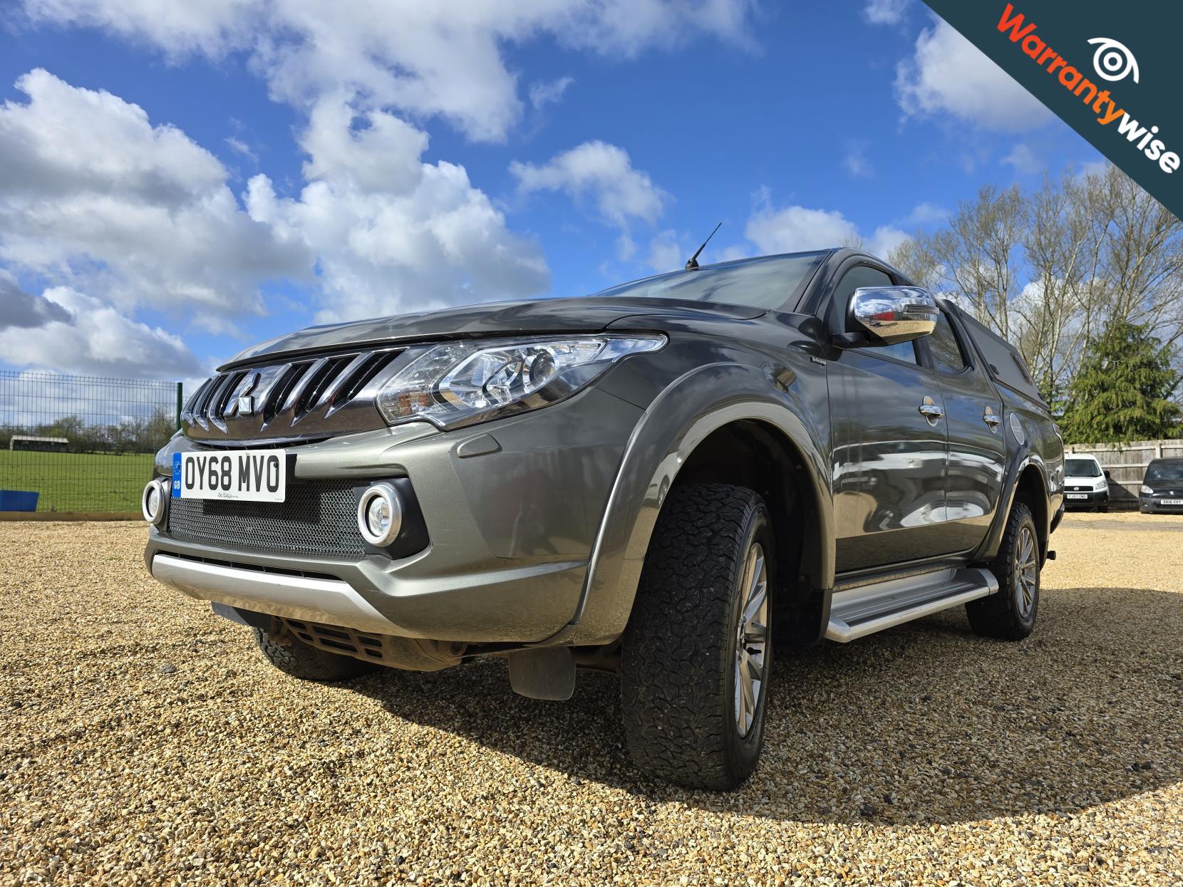 Mitsubishi L200 2.4 DI-D DC Barbarian Pickup Double Cab 4dr Diesel Auto 4WD Euro 6 (178 ps)