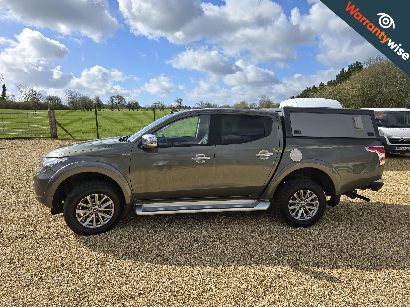 Mitsubishi L200 2.4 DI-D DC Barbarian Pickup Double Cab 4dr Diesel Auto 4WD Euro 6 (178 ps)