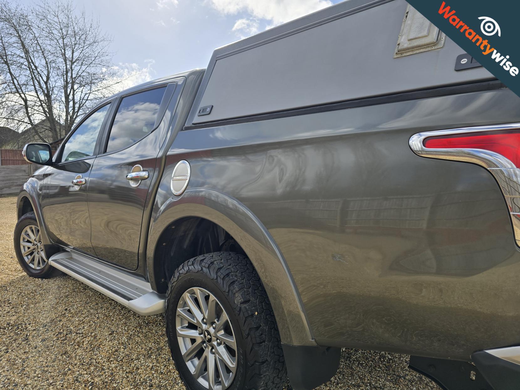 Mitsubishi L200 2.4 DI-D DC Barbarian Pickup Double Cab 4dr Diesel Auto 4WD Euro 6 (178 ps)