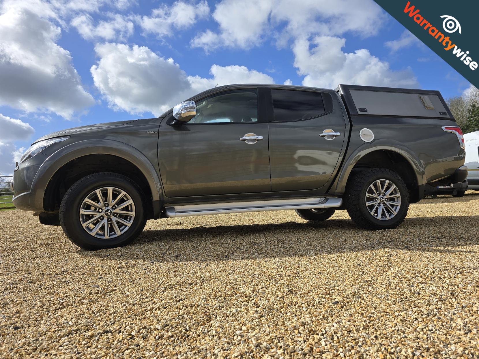Mitsubishi L200 2.4 DI-D DC Barbarian Pickup Double Cab 4dr Diesel Auto 4WD Euro 6 (178 ps)