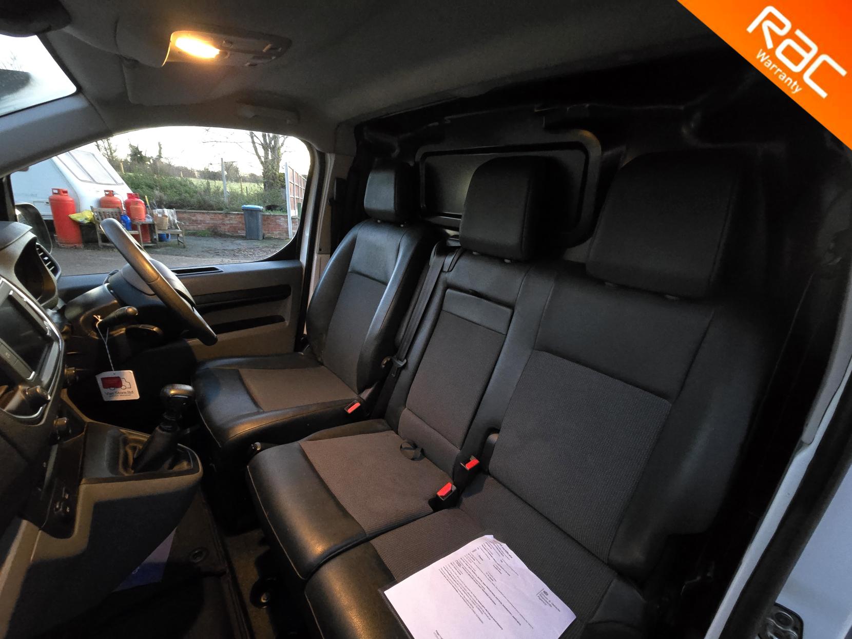 Peugeot Expert 2.0 BlueHDi 1400 Professional Premium Standard Panel Van 6dr Diesel Manual MWB Euro 6 (s/s) (145 ps)