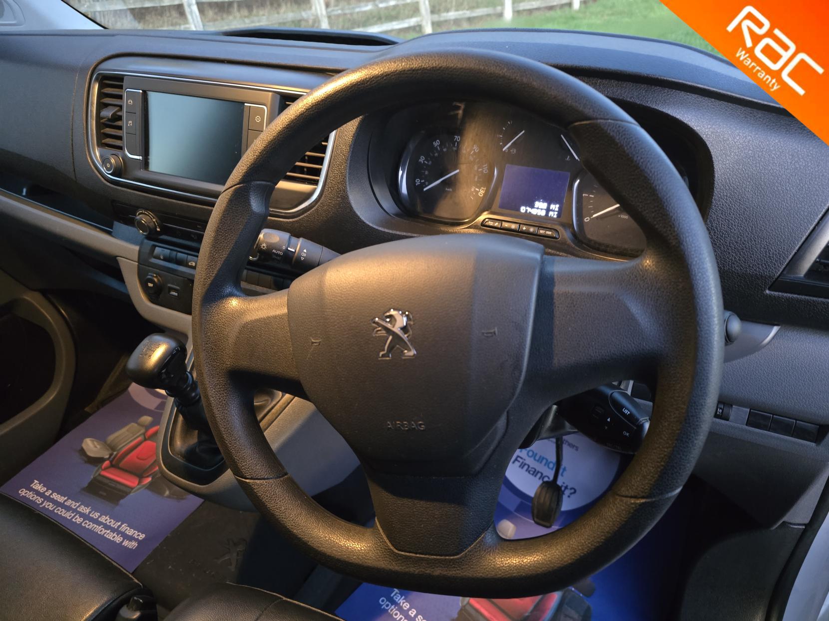 Peugeot Expert 2.0 BlueHDi 1400 Professional Premium Standard Panel Van 6dr Diesel Manual MWB Euro 6 (s/s) (145 ps)