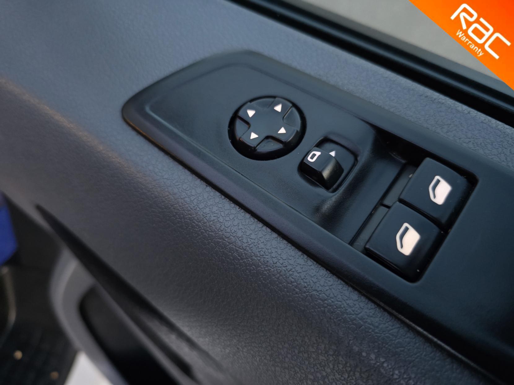 Peugeot Expert 2.0 BlueHDi 1400 Professional Premium Standard Panel Van 6dr Diesel Manual MWB Euro 6 (s/s) (145 ps)