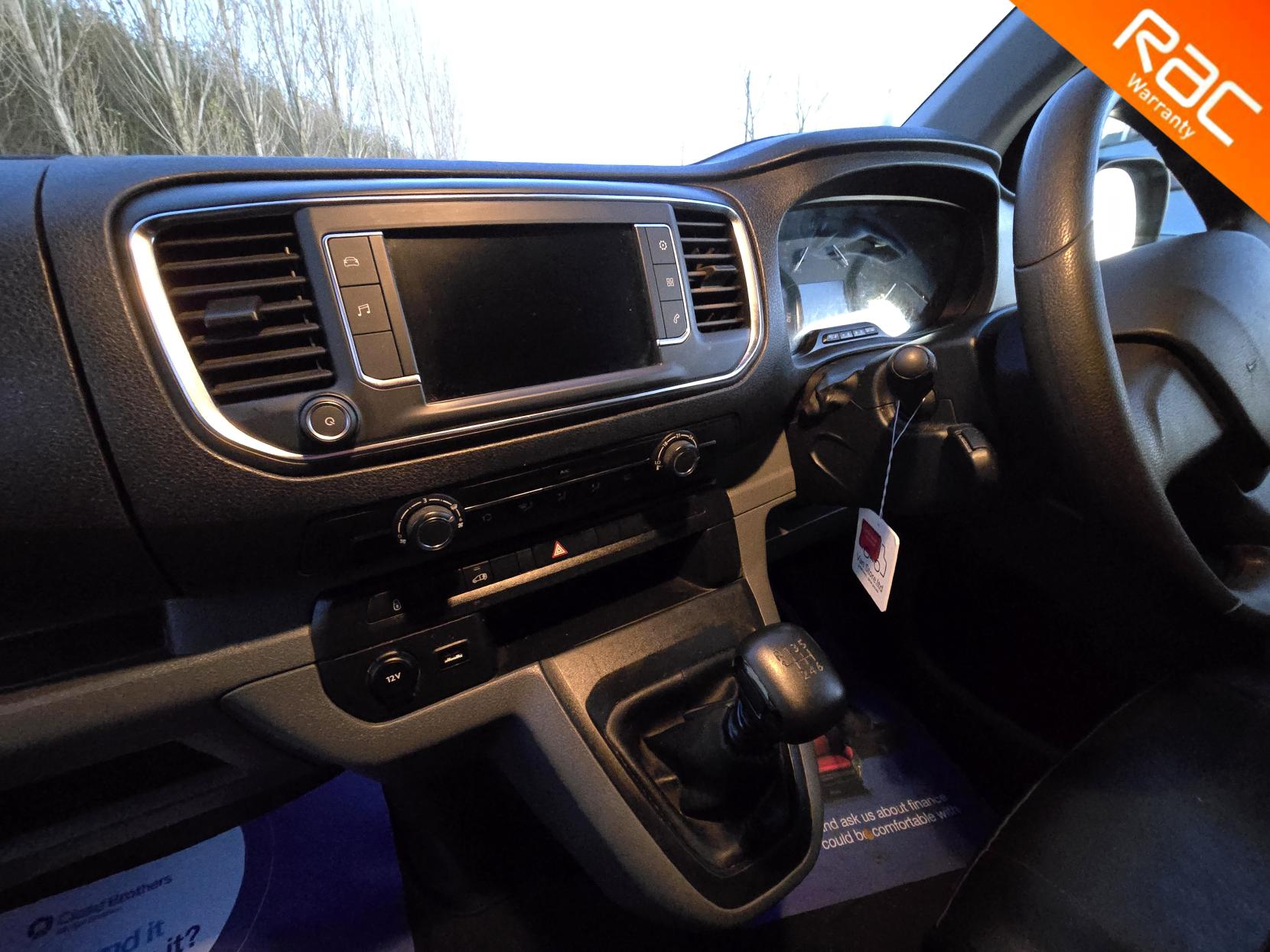 Peugeot Expert 2.0 BlueHDi 1400 Professional Premium Standard Panel Van 6dr Diesel Manual MWB Euro 6 (s/s) (145 ps)