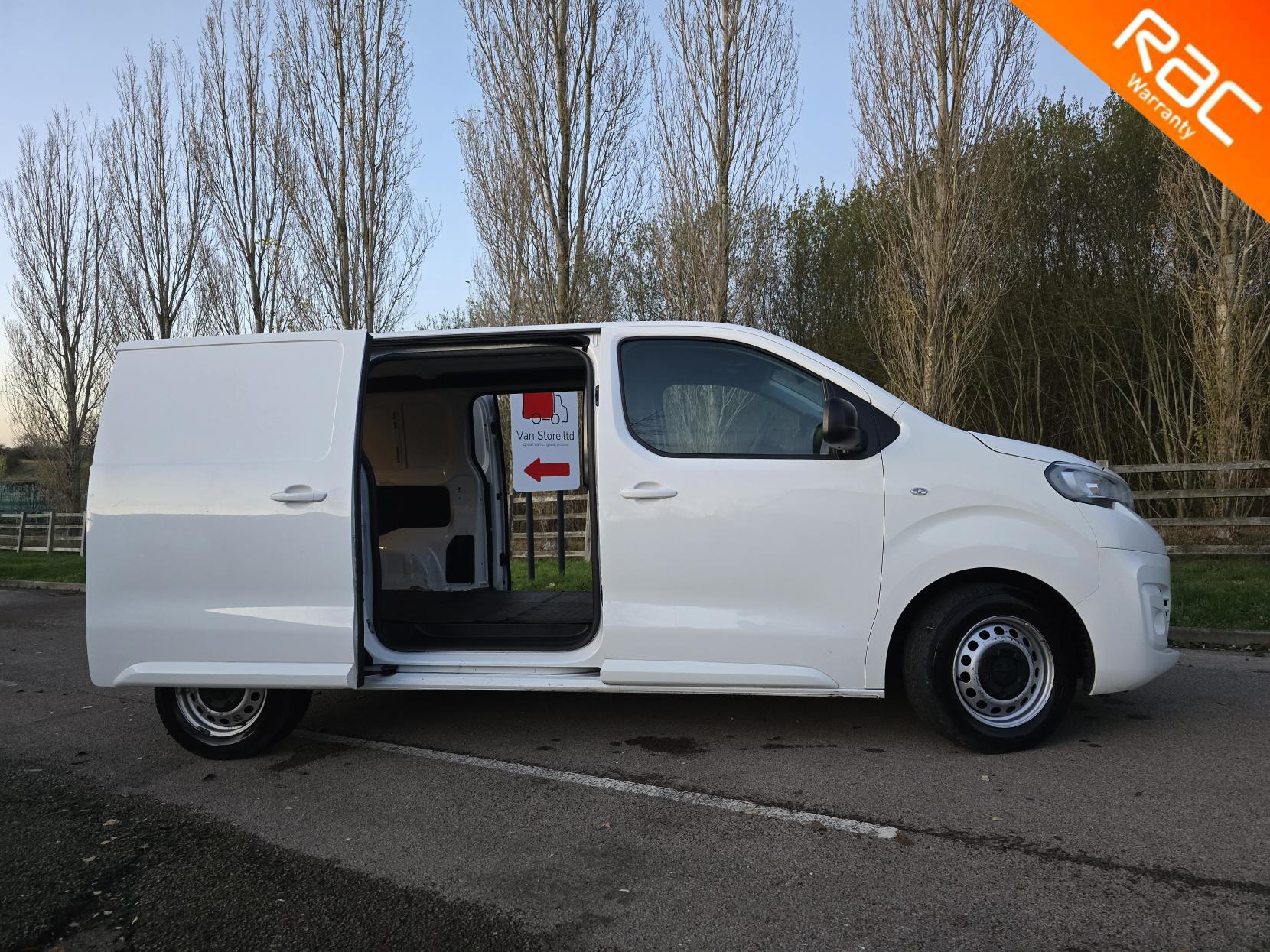 Peugeot Expert 2.0 BlueHDi 1400 Professional Premium Standard Panel Van 6dr Diesel Manual MWB Euro 6 (s/s) (145 ps)