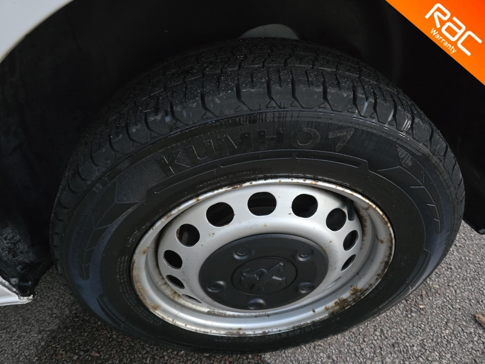 Peugeot Expert 2.0 BlueHDi 1400 Professional Premium Standard Panel Van 6dr Diesel Manual MWB Euro 6 (s/s) (145 ps)