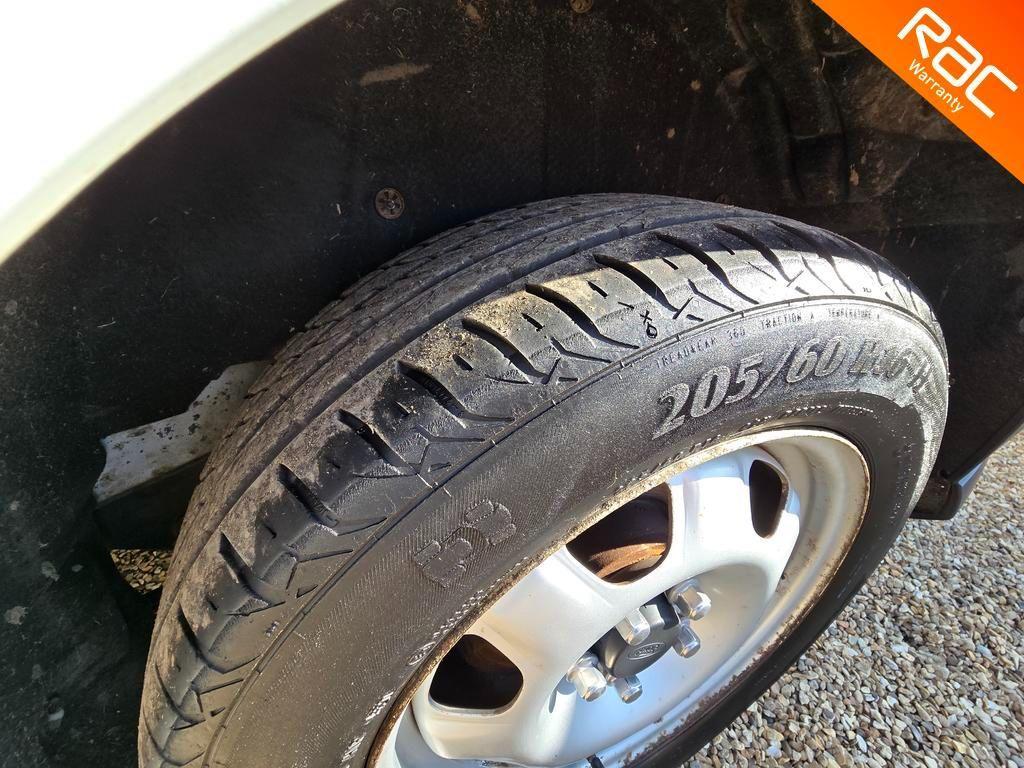 Ford Transit Connect 1.5 210 EcoBlue L2 Euro 6 (s/s) 5dr