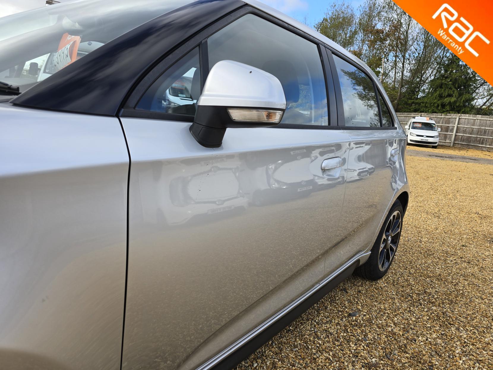 MG MG3 1.5 VTi-TECH 3Style Hatchback 5dr Petrol Manual Euro 5 (106 ps)