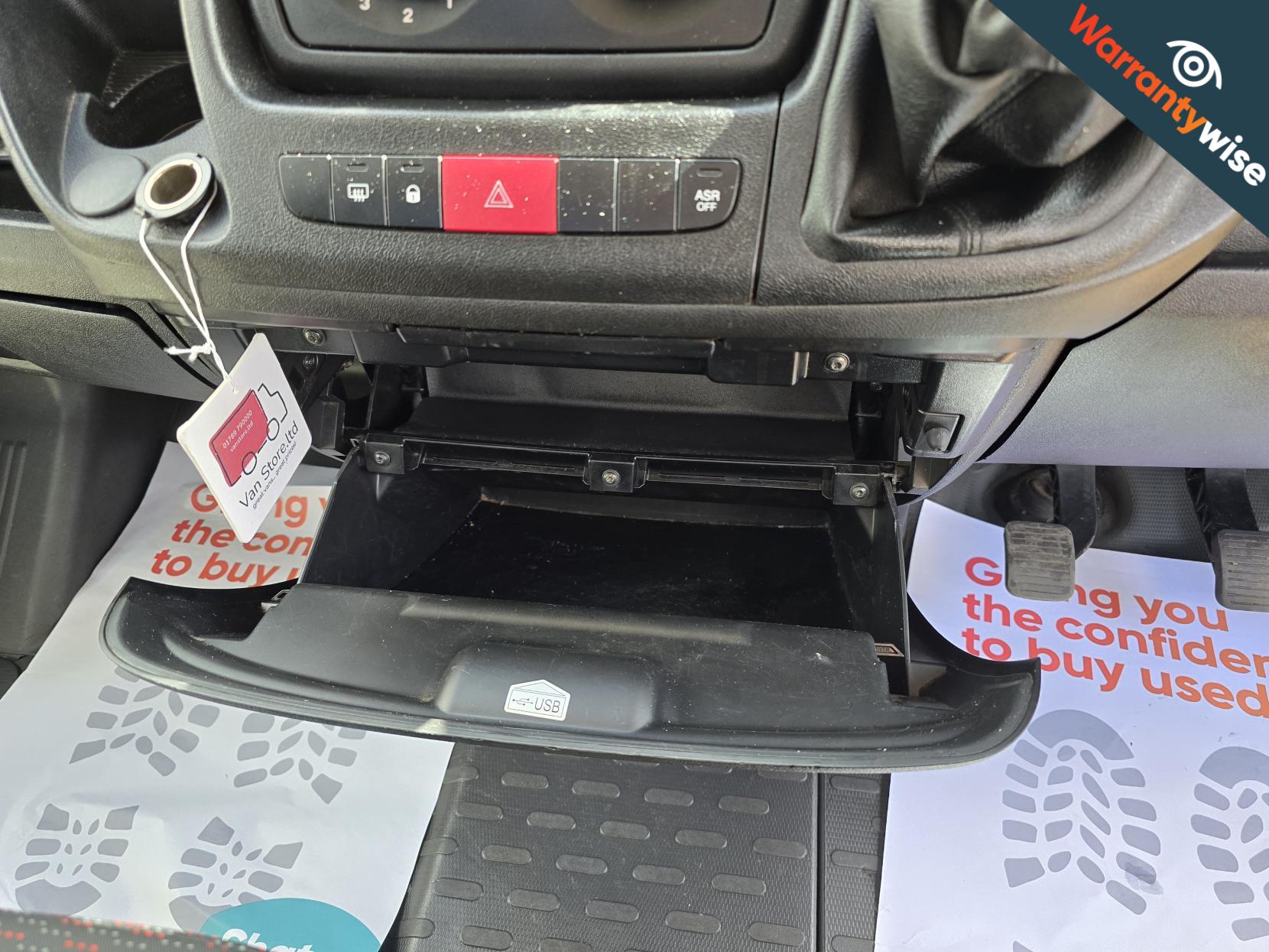 Peugeot Boxer 2.0 BlueHDi 335 Chassis Cab 2dr Diesel Manual L3 Euro 6 (130 ps)