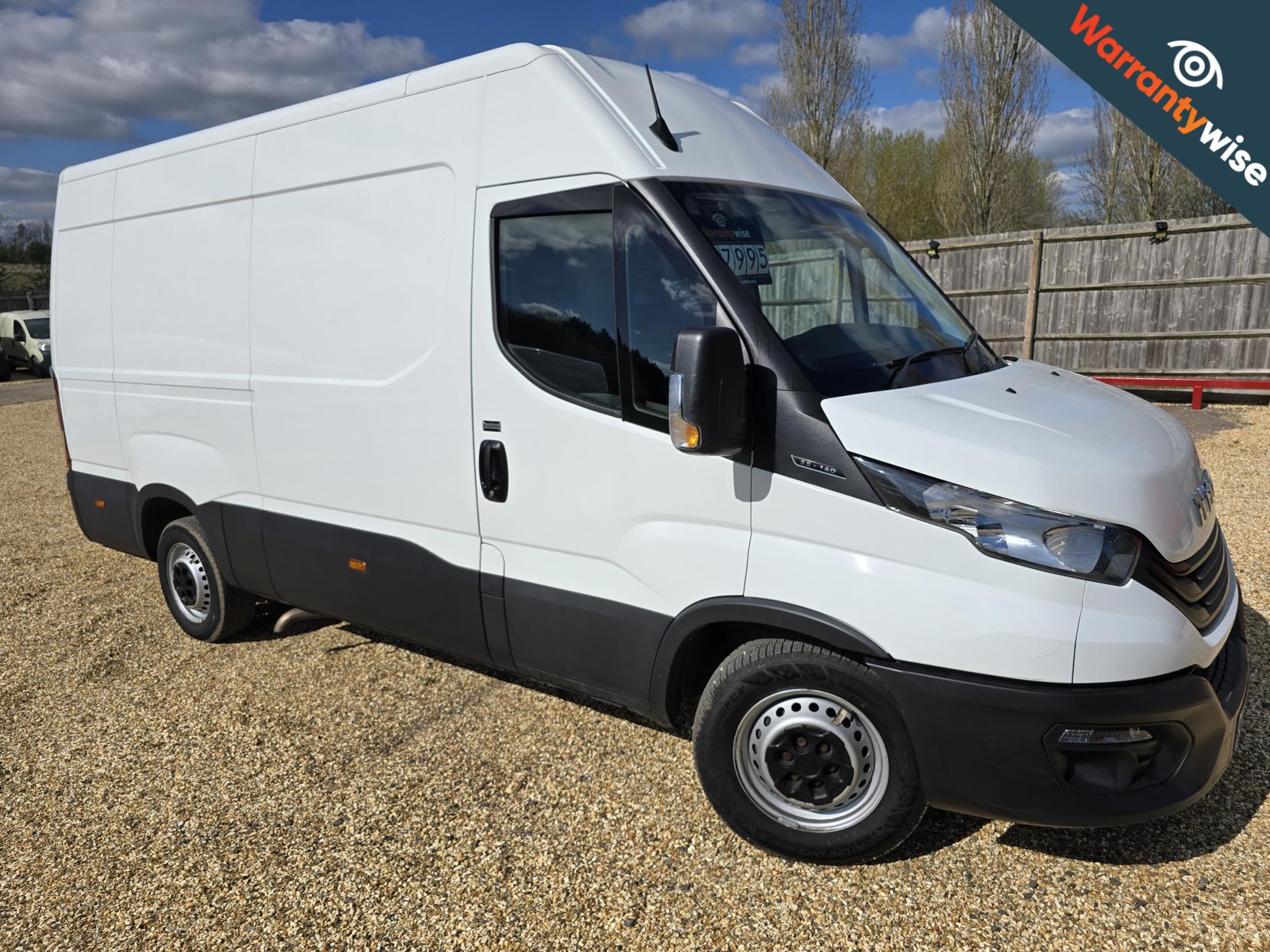 Iveco Daily 2.3D HPI 14V 35S 3520 Panel Van 5dr Diesel Manual MWB H2 Euro 6 (s/s) (136 ps)
