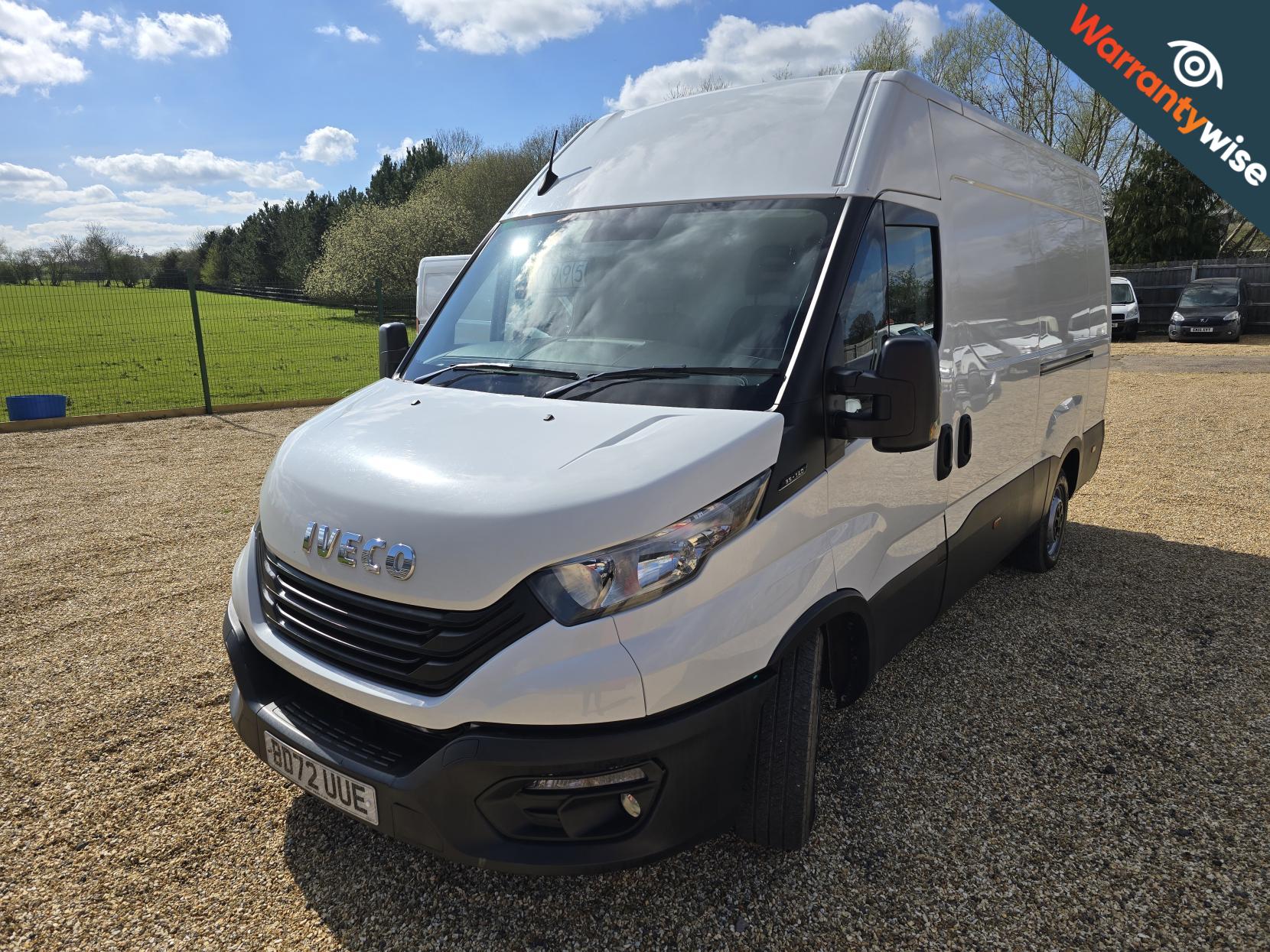 Iveco Daily 2.3D HPI 14V 35S 3520 Panel Van 5dr Diesel Manual MWB H2 Euro 6 (s/s) (136 ps)