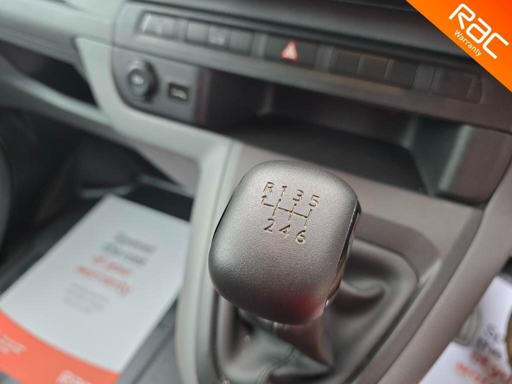 Vauxhall Vivaro 1.5 Turbo D 2900 Dynamic L2 H1 Euro 6 (s/s) 6dr