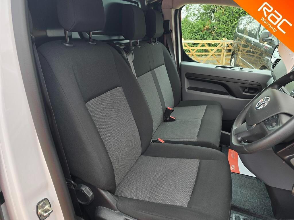 Vauxhall Vivaro 1.5 Turbo D 2900 Dynamic L2 H1 Euro 6 (s/s) 6dr