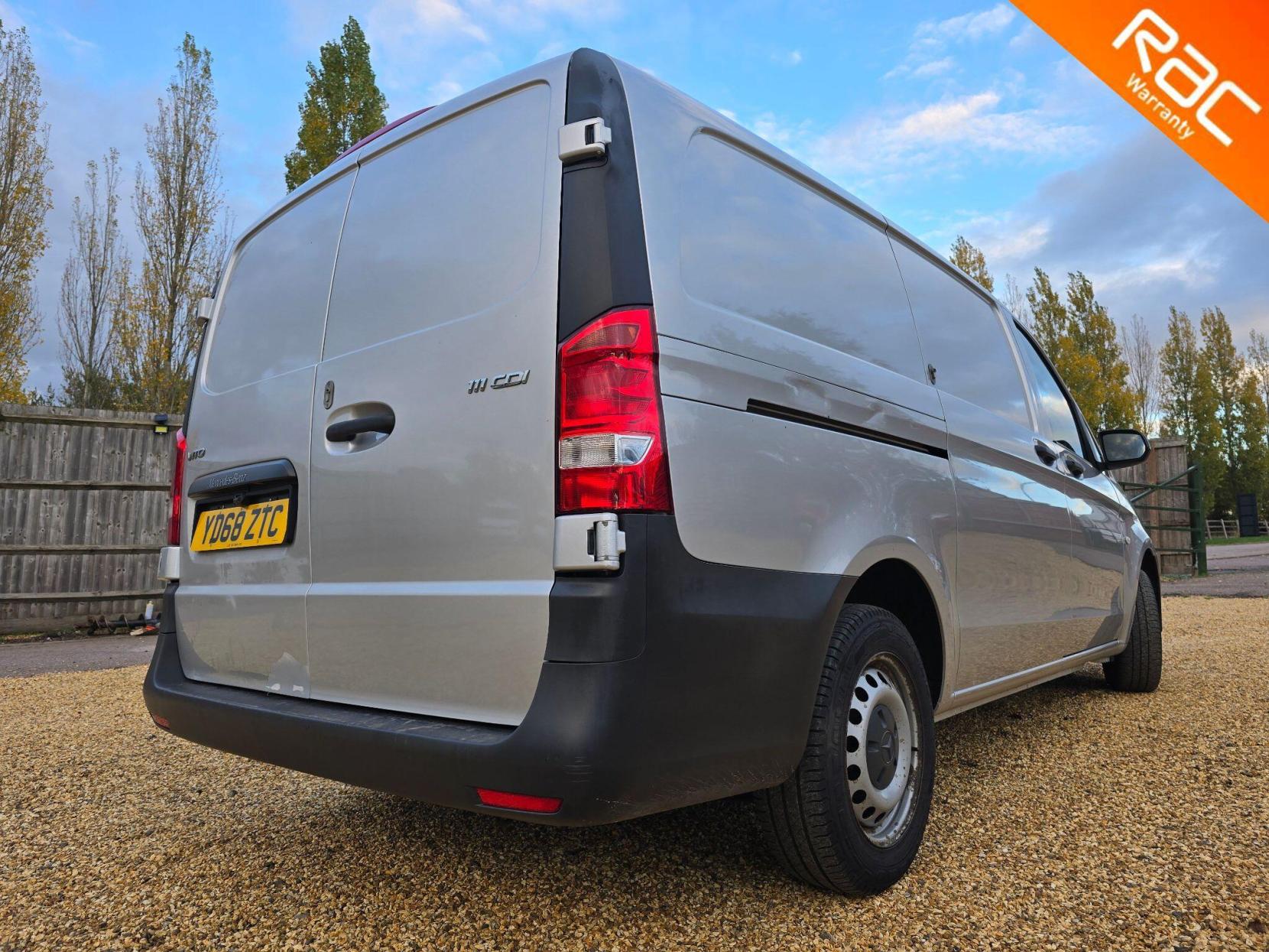 Mercedes-Benz Vito 1.6 111 CDI FWD L2 Euro 6 6dr