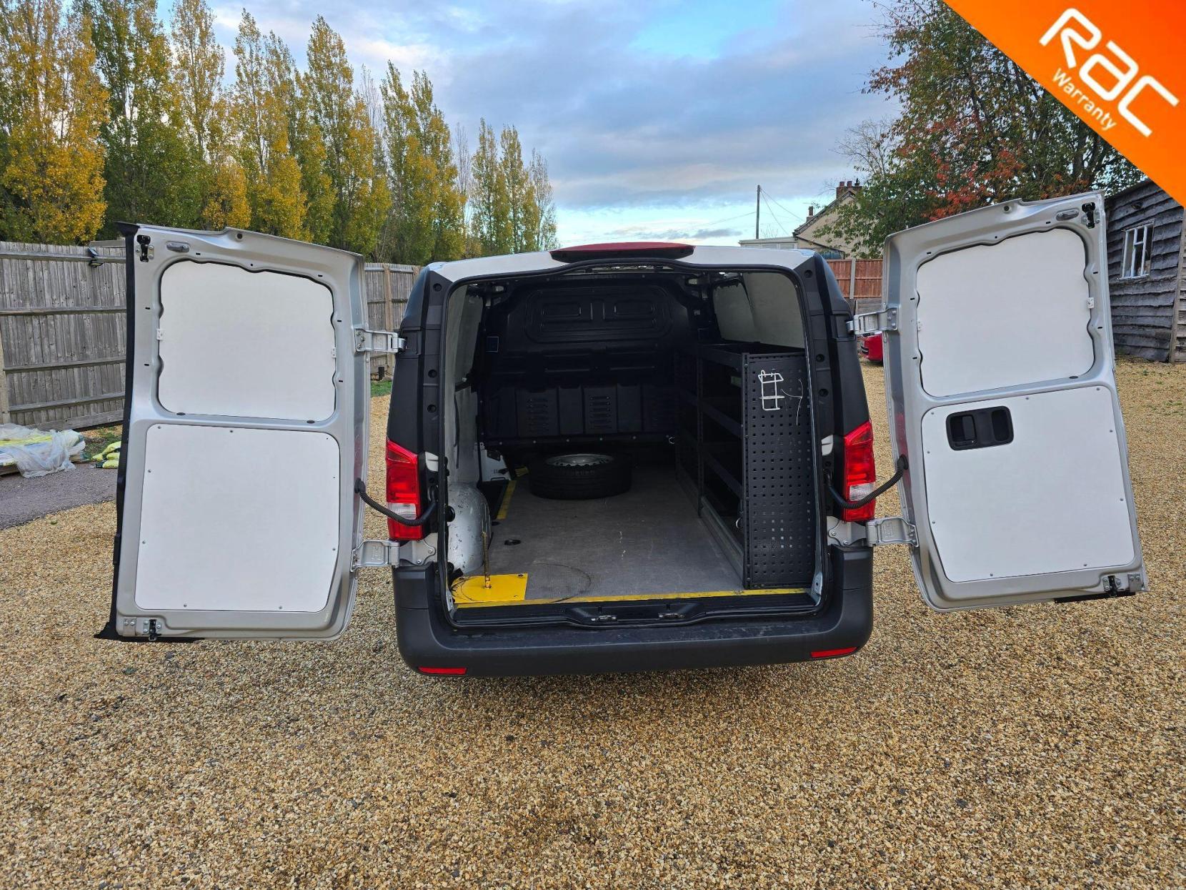 Mercedes-Benz Vito 1.6 111 CDI FWD L2 Euro 6 6dr