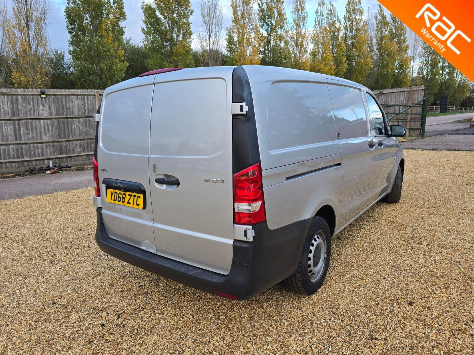 Mercedes-Benz Vito 1.6 111 CDI FWD L2 Euro 6 6dr