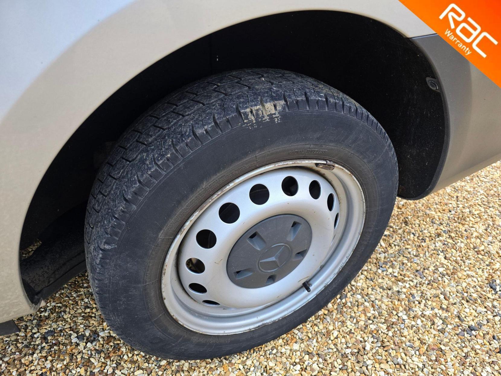 Mercedes-Benz Vito 1.6 111 CDI FWD L2 Euro 6 6dr