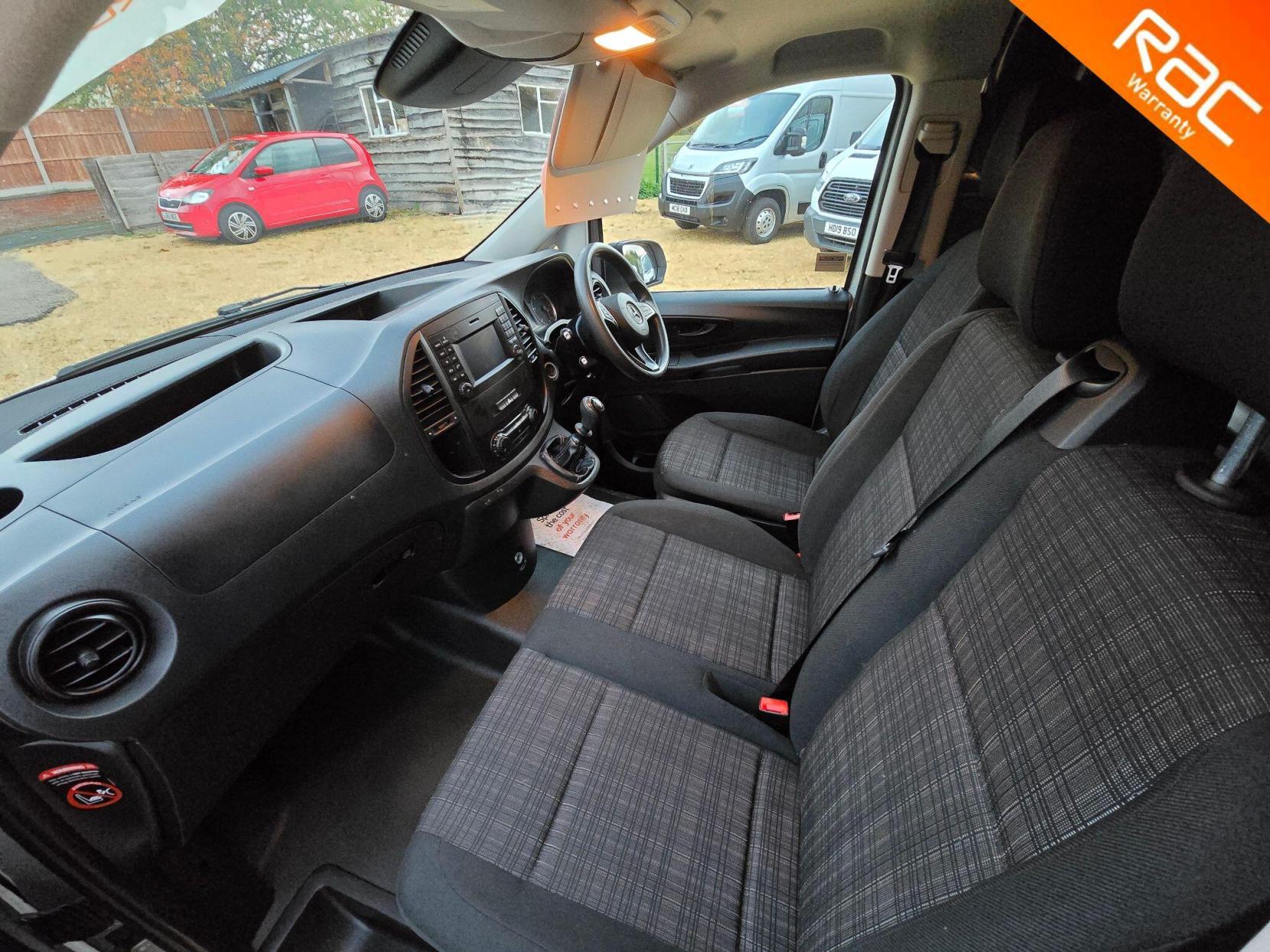 Mercedes-Benz Vito 1.6 111 CDI FWD L2 Euro 6 6dr