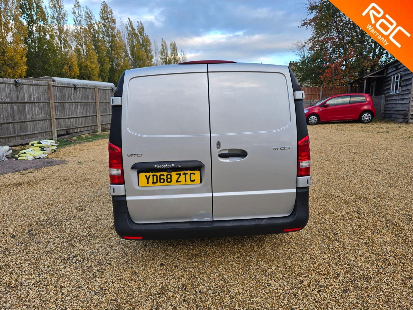 Mercedes-Benz Vito 1.6 111 CDI FWD L2 Euro 6 6dr