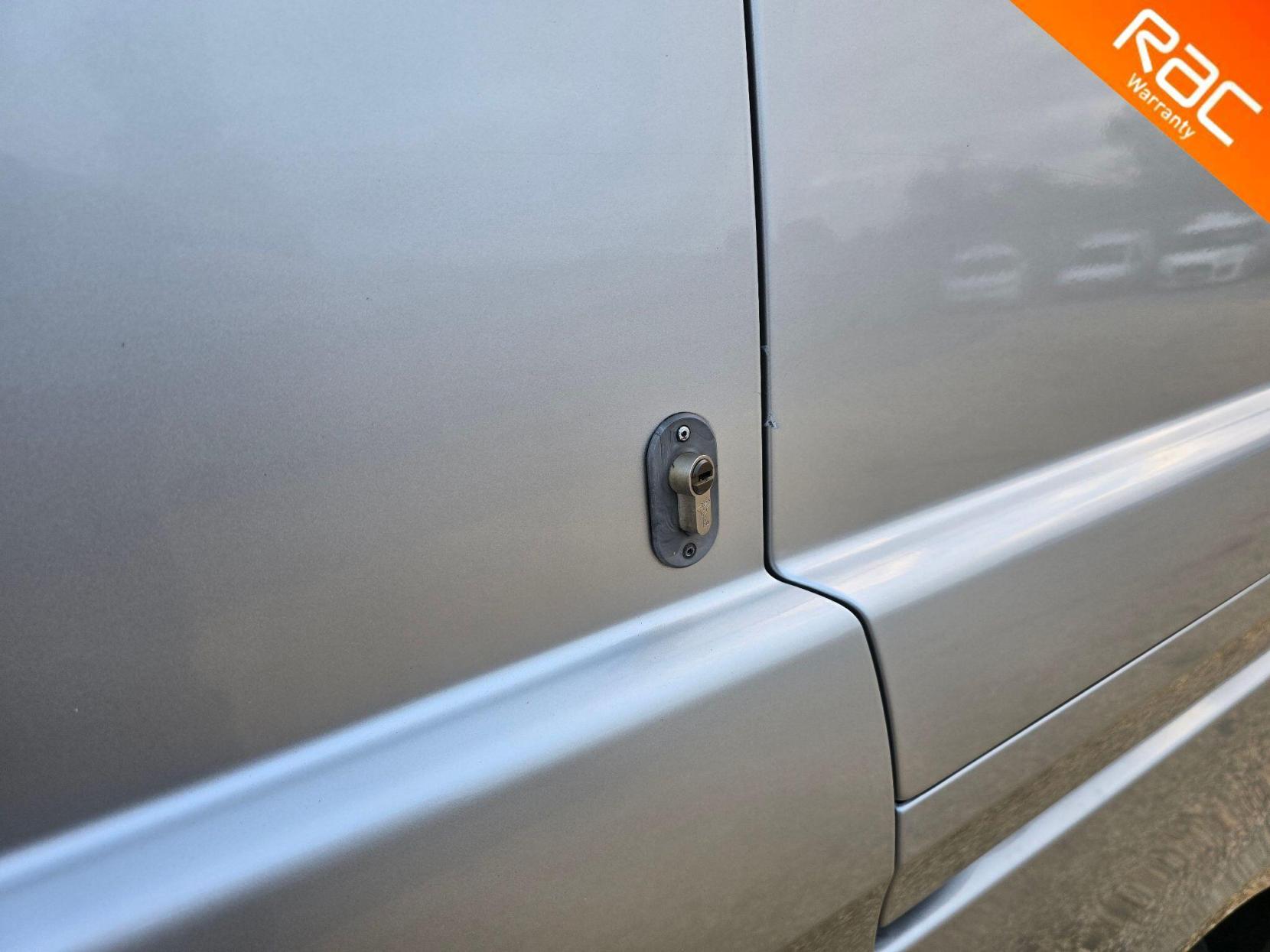 Mercedes-Benz Vito 1.6 111 CDI FWD L2 Euro 6 6dr