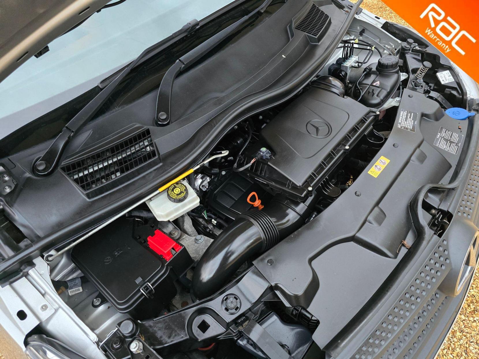 Mercedes-Benz Vito 1.6 111 CDI FWD L2 Euro 6 6dr