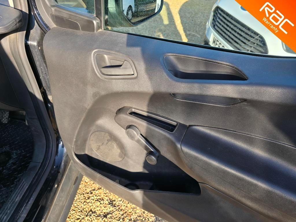 Ford Transit Courier 1.0 EcoBoost Leader L1 Euro 6 (s/s) 4dr