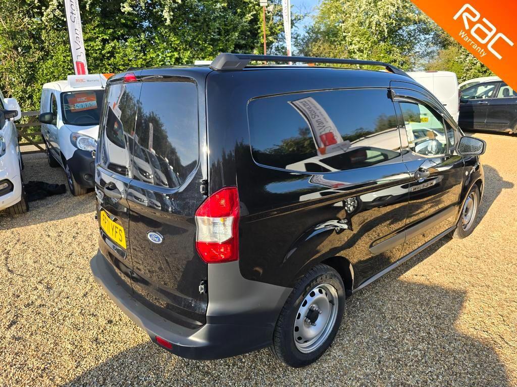 Ford Transit Courier 1.0 EcoBoost Leader L1 Euro 6 (s/s) 4dr