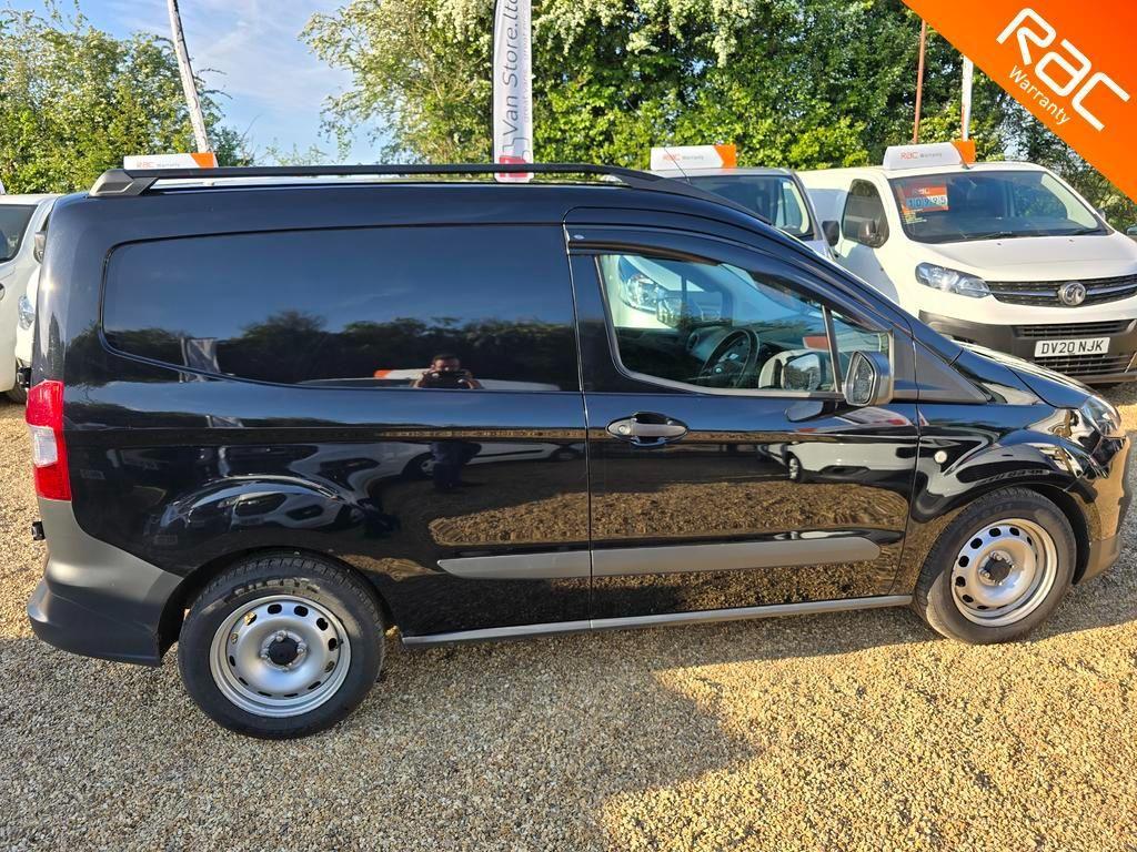 Ford Transit Courier 1.0 EcoBoost Leader L1 Euro 6 (s/s) 4dr