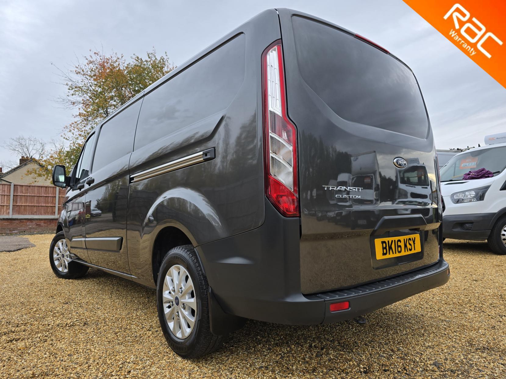Ford Transit Custom 2.2 TDCi 290 Panel Van 5dr Diesel Manual L2 H1 (186 g/km, 98 bhp)