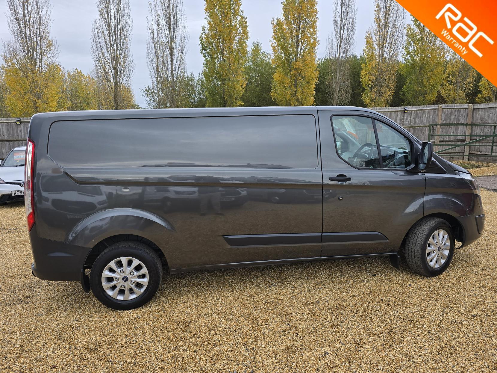 Ford Transit Custom 2.2 TDCi 290 Panel Van 5dr Diesel Manual L2 H1 (186 g/km, 98 bhp)