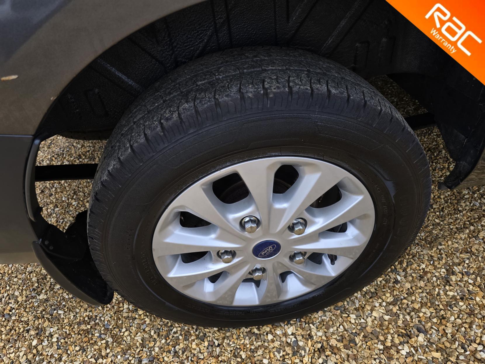 Ford Transit Custom 2.2 TDCi 290 Panel Van 5dr Diesel Manual L2 H1 (186 g/km, 98 bhp)